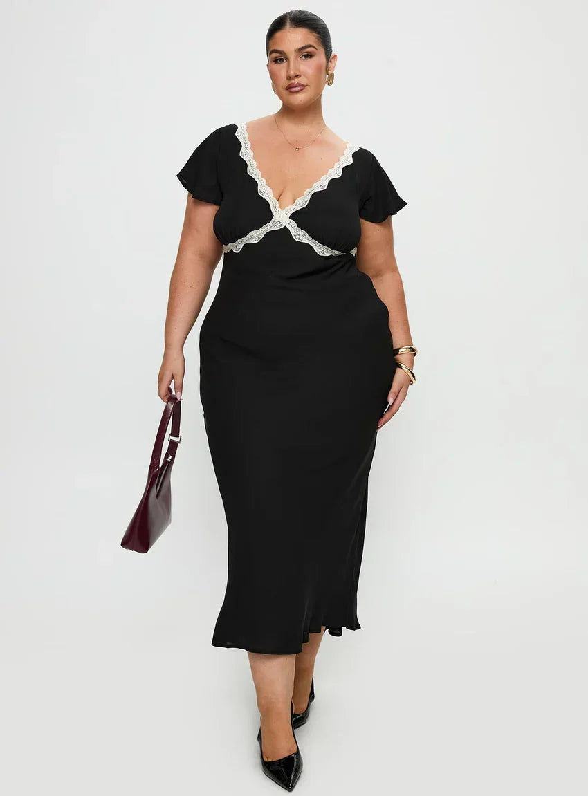 Barbarita Lace Maxi Dress Black Curve